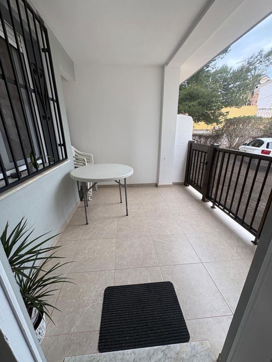 2 makuuhuone Huoneisto vuokrattavana paikassa Denia mukana 
autotalli - 850 € (Ref: 9772463)