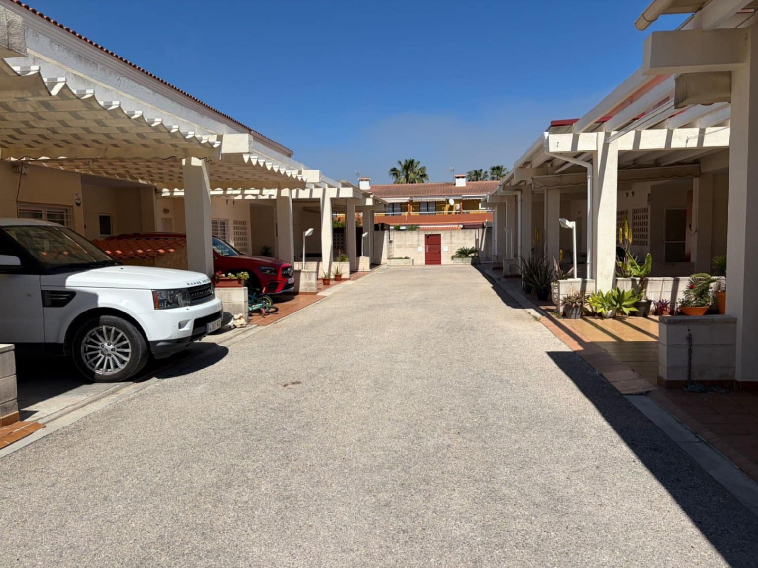 2 makuuhuone Rivitalo myytävänä paikassa Els Poblets mukana uima-altaan 
autotalli - 255 000 € (Ref: 9779097)