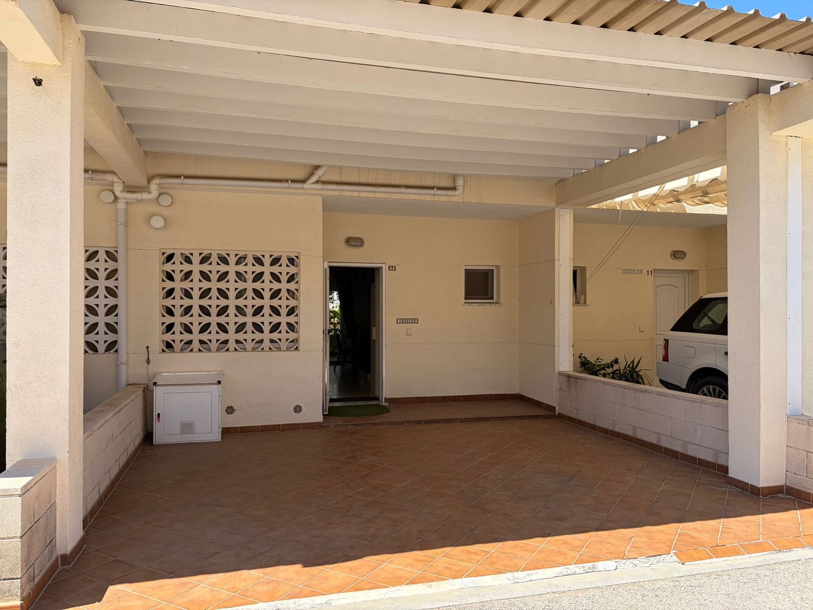 2 makuuhuone Rivitalo myytävänä paikassa Els Poblets mukana uima-altaan 
autotalli - 255 000 € (Ref: 9779097)