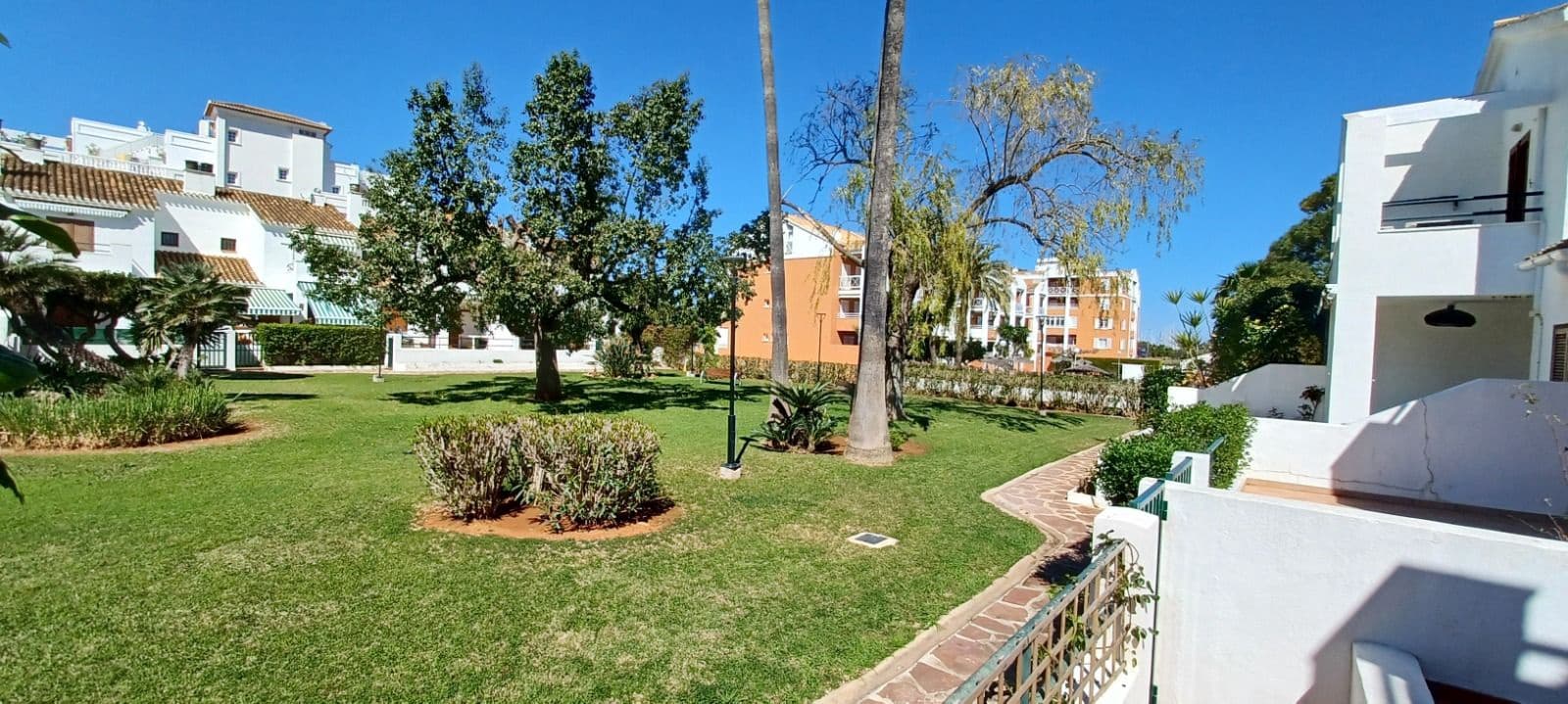 3 makuuhuone Rivitalo myytävänä paikassa Denia mukana uima-altaan 
autotalli - 535 000 € (Ref: 9796533)