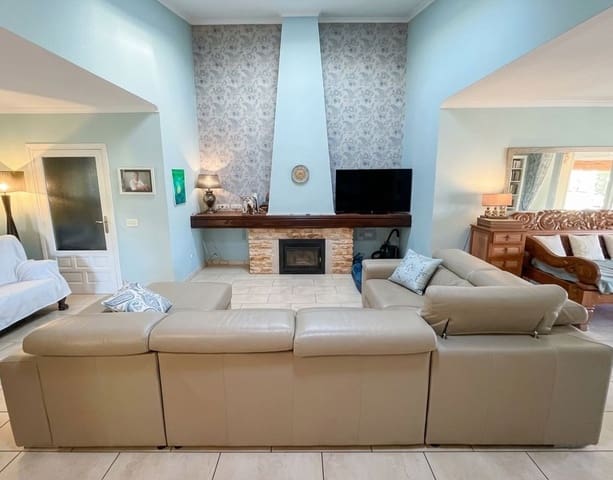 3 soveværelse Villa til salg i Calpe / Calp med garage - € 560.000 (Ref: 9798015)