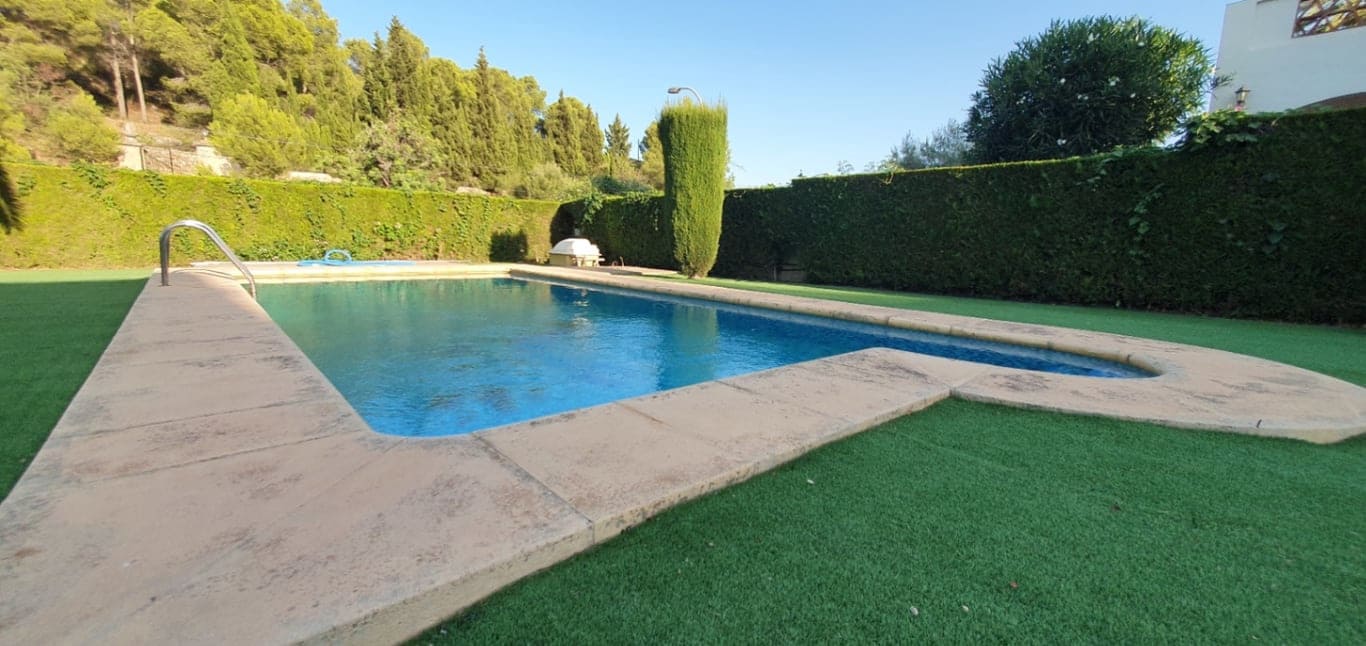 4 bedroom Villa for sale in Oliva - € 620,000 (Ref: 9798030)