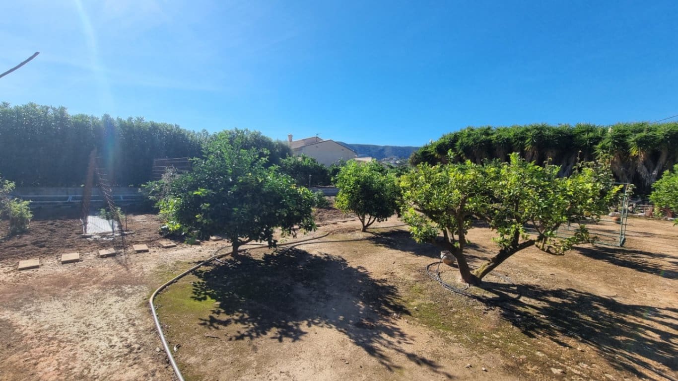 4 soveværelse Finca/Landehus til salg i Pedreguer med garage - € 975.000 (Ref: 9798031)