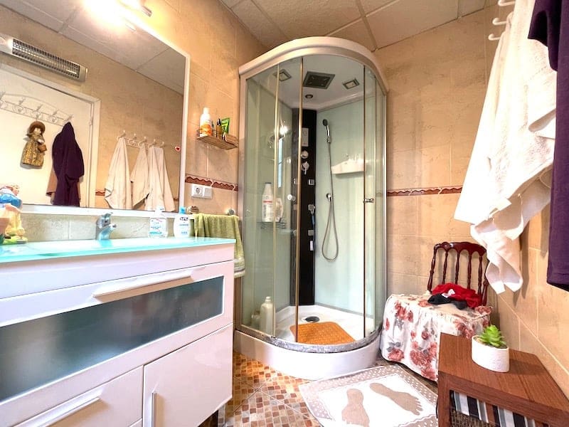 Casa de 9 habitaciones en Javea / Xàbia en venta - 800.000 € (Ref: 9798042)