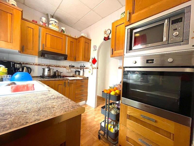 Casa de 9 habitaciones en Javea / Xàbia en venta - 800.000 € (Ref: 9798042)