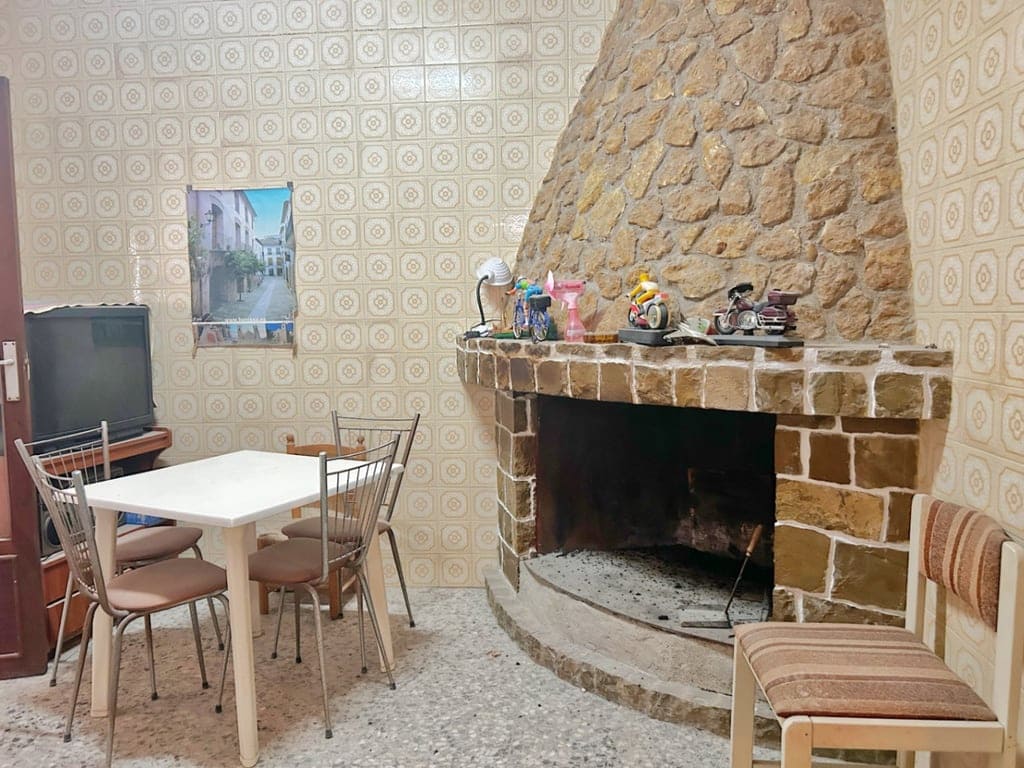 7 soveværelse Byhus til salg i Benissa - € 320.000 (Ref: 9802970)