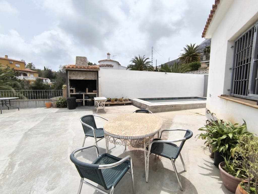 4 soverom Villa til salgs i Denia med garasje - € 750 000 (Ref: 9814105)