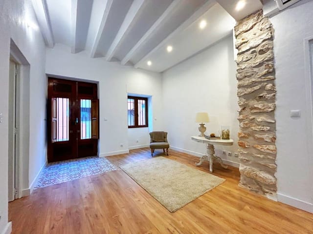 4 bedroom Townhouse for sale in Ondara - € 348,000 (Ref: 9814110)