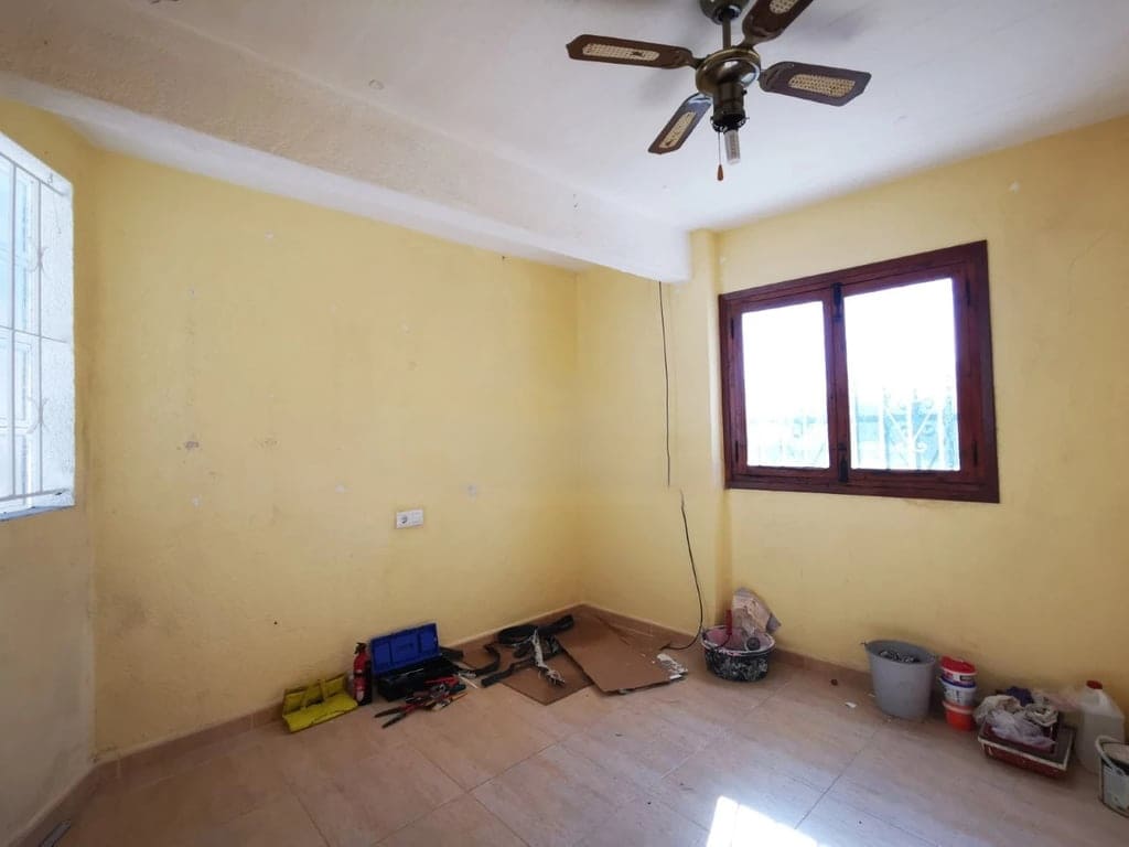 Chalet de 6 habitaciones en Javea / Xàbia en venta - 395.000 € (Ref: 9814111)