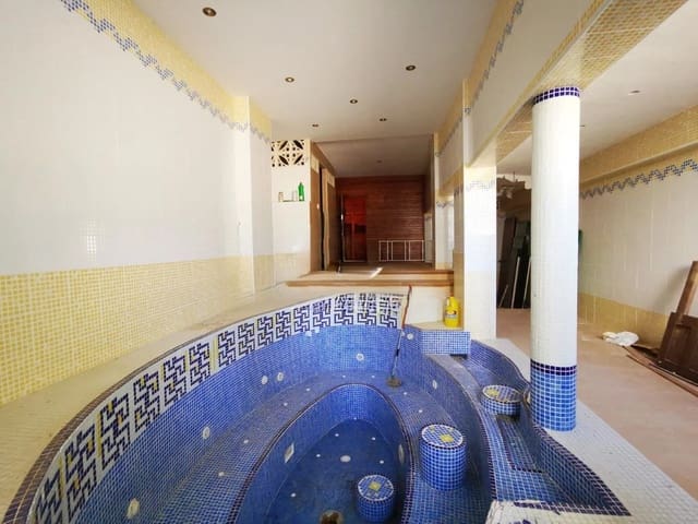Chalet de 6 habitaciones en Javea / Xàbia en venta - 395.000 € (Ref: 9814111)
