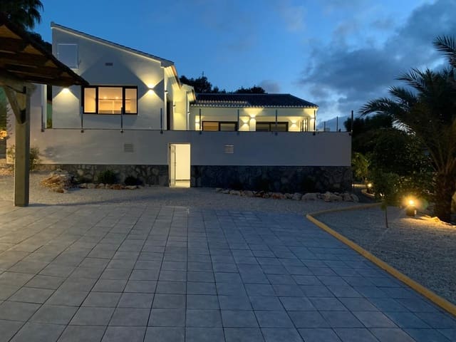 3 Zimmer Villa zu verkaufen in Javea / Xàbia mit Garage - 1.190.000 € (Ref: 9821522)