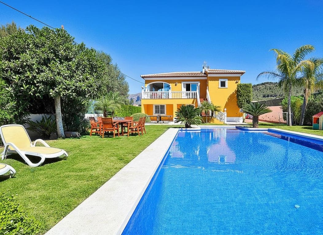 3 slaapkamer Villa te koop in Javea / Xabia met garage - € 800.000 (Ref: 9830313)