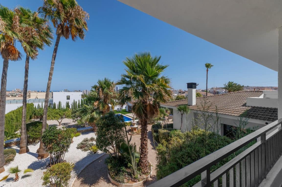 6 bedroom Terraced Villa for sale in Calpe / Calp with pool garage - € 1,650,000 (Ref: 9841761)