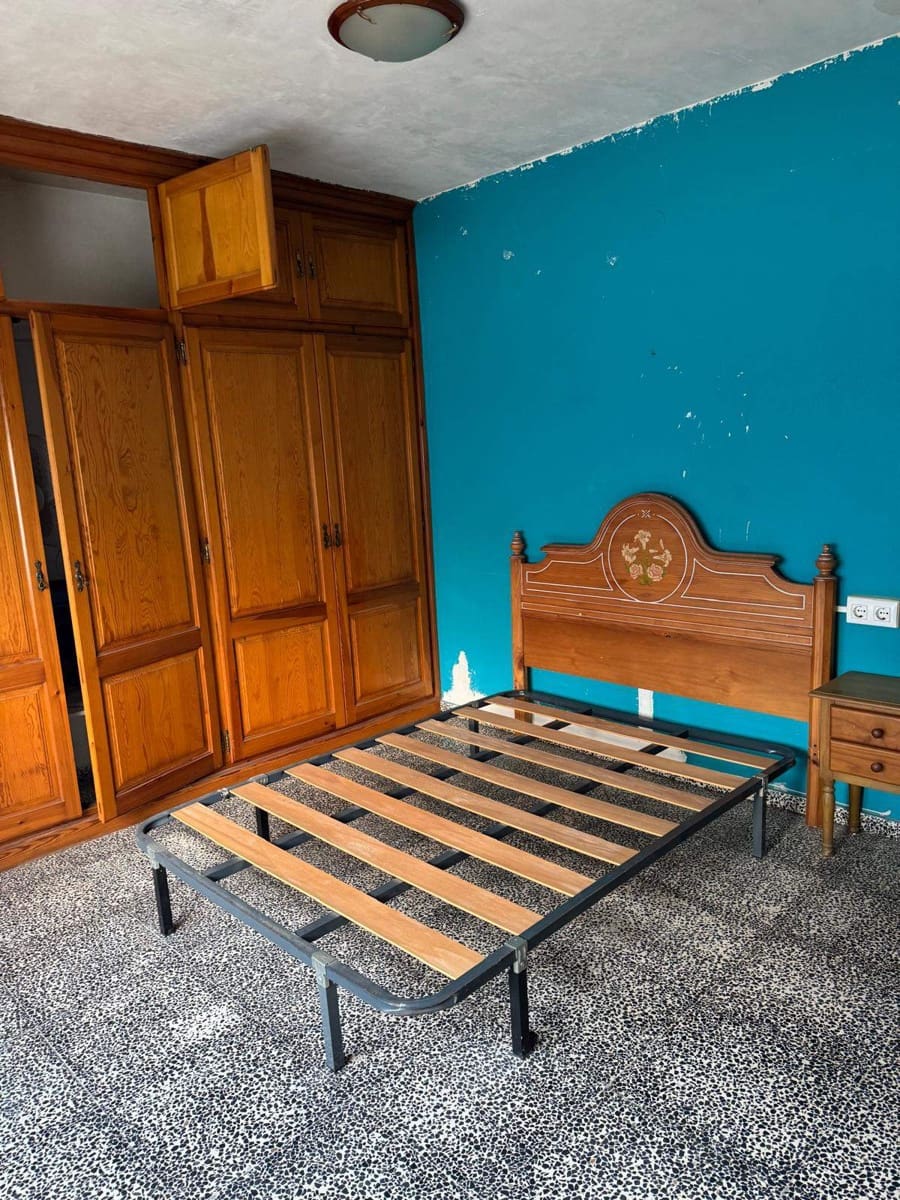 3 bedroom Townhouse for sale in Denia - € 265,000 (Ref: 9844762)