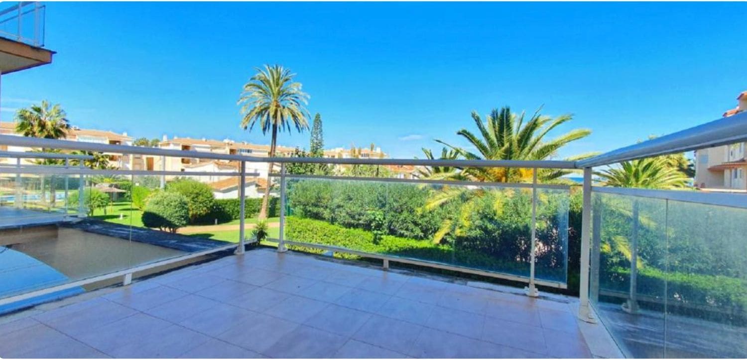 2 bedroom Apartment for sale in Denia with pool garage - € 360,000 (Ref: 9844766)