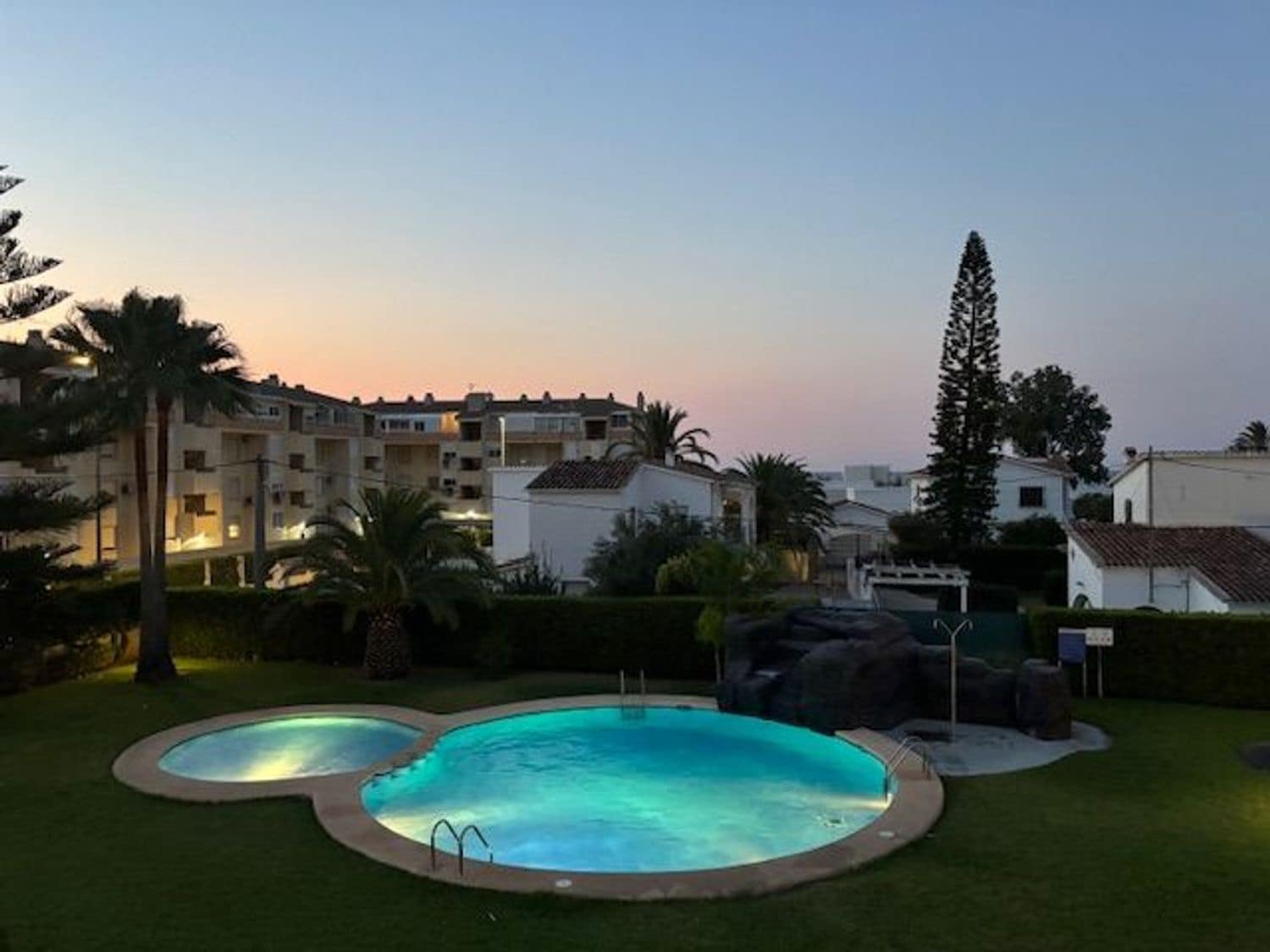 2 bedroom Apartment for sale in Denia with pool garage - € 360,000 (Ref: 9844766)