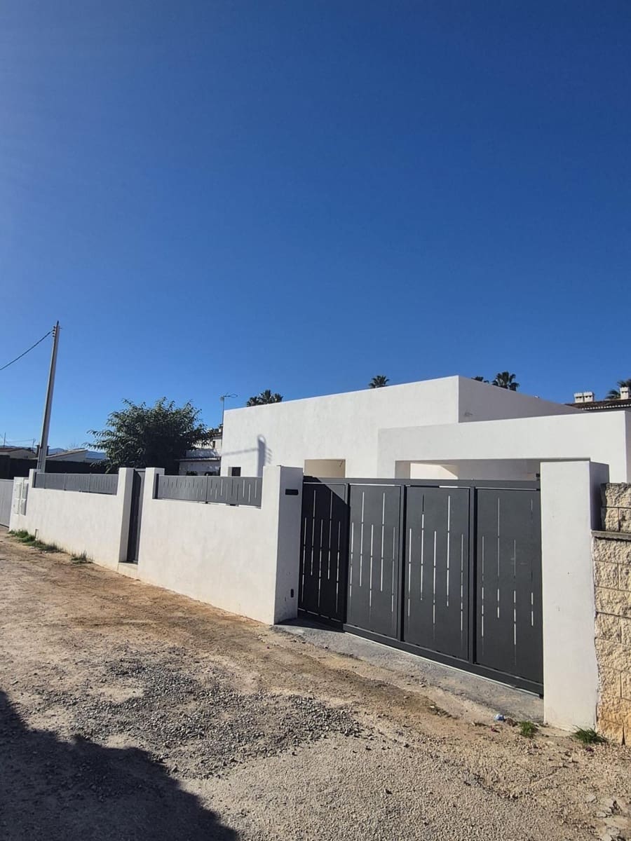 3 soveværelse Villa til salg i Denia - € 1.190.000 (Ref: 9849490)