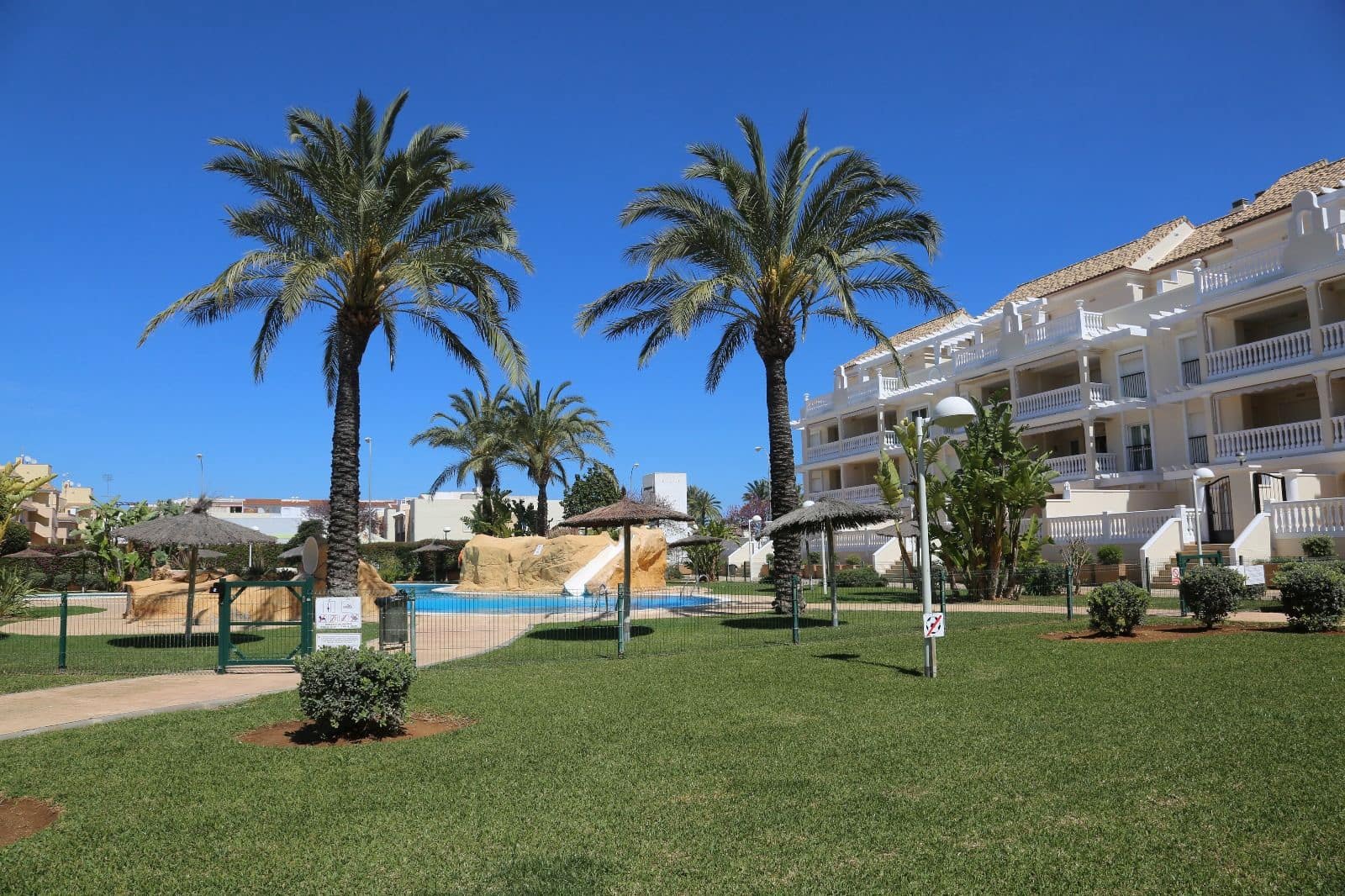 2 chambre Appartement à vendre à Denia avec piscine garage - 270 000 € (Ref: 9860206)