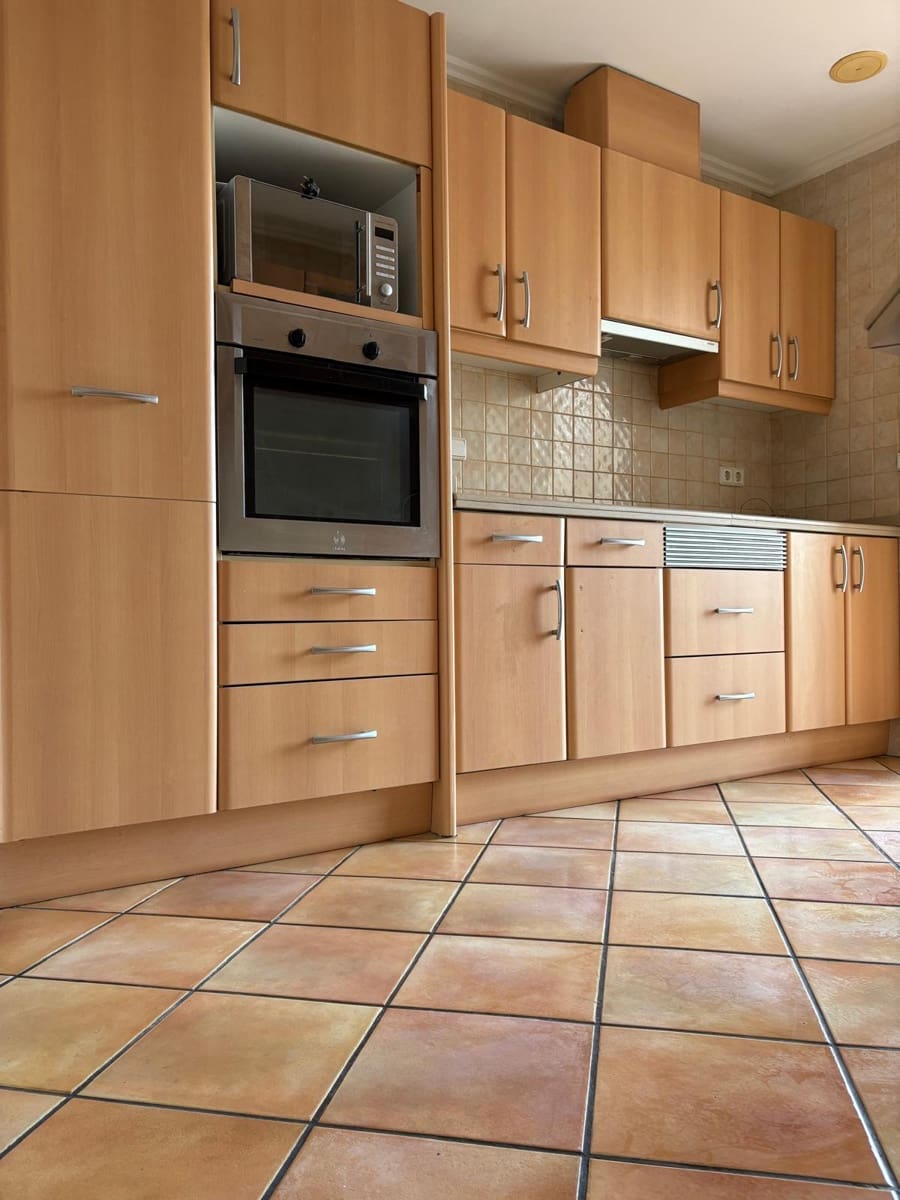 3 soveværelse Penthouse til leje i Denia med garage - € 1.900 (Ref: 9863933)