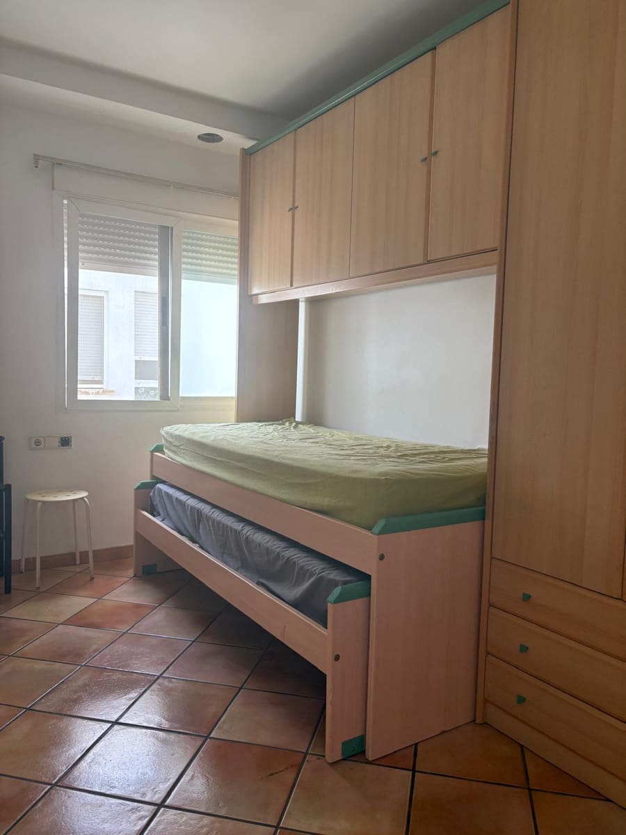 3 soveværelse Penthouse til leje i Denia med garage - € 1.900 (Ref: 9863933)