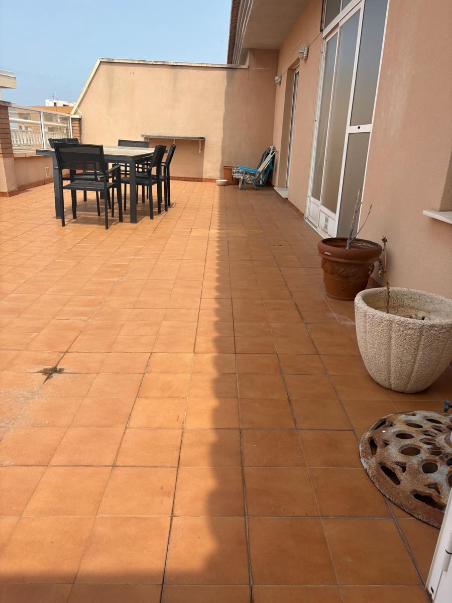 3 soveværelse Penthouse til leje i Denia med garage - € 1.900 (Ref: 9863933)