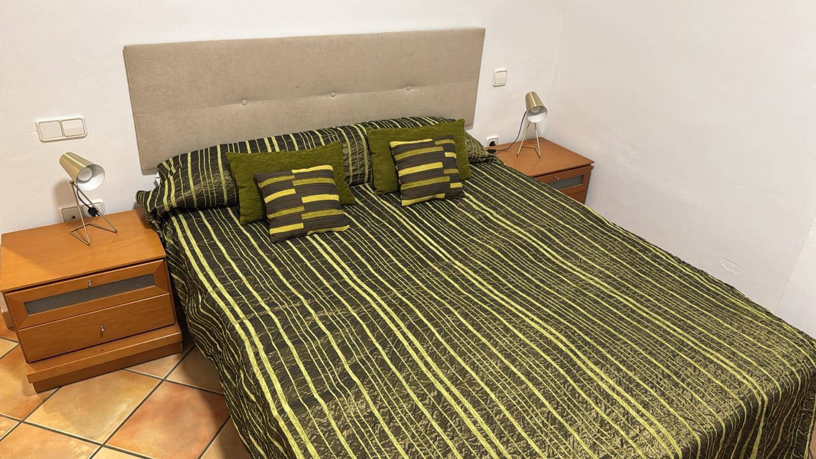 3 Zimmer Penthouse zu vermieten in Denia mit Garage - 1.500 € (Ref: 9863933)