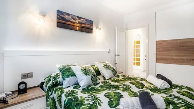 2 sovrum Lägenhet till salu i Calpe / Calp - 285 000 € (Ref: 9883893)