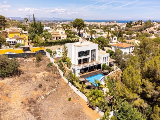 4 Zimmer Villa zu verkaufen in Dénia mit Pool Garage - 1.370.000 € (Ref: 9883895)
