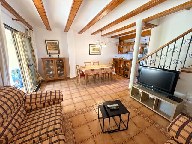 Adosado de 3 habitaciones en El Montgó, Dénia en venta con piscina garaje - 349.000 € (Ref: 9921419)