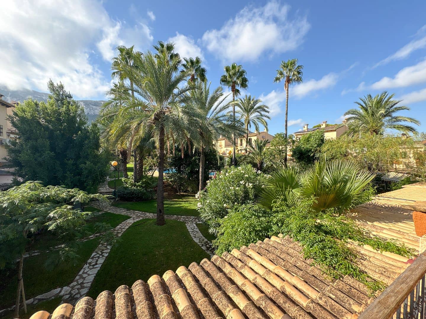 Adosado de 3 habitaciones en Dénia en venta con piscina garaje - 349.000 € (Ref: 9921419)