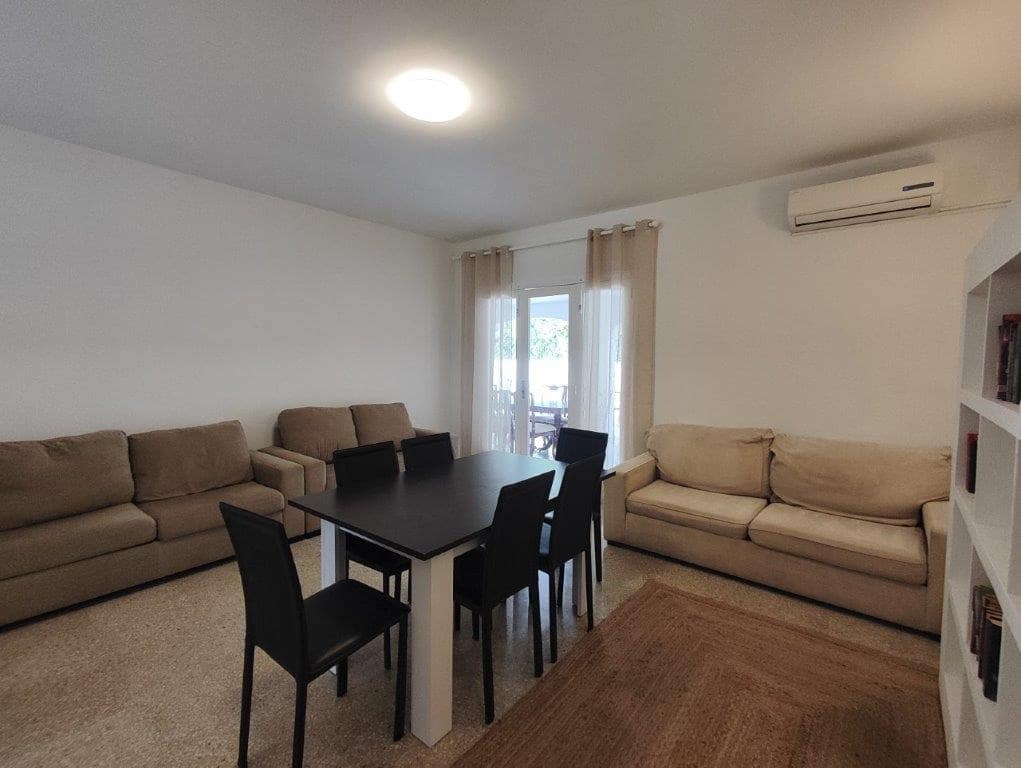 2 sovrum Radhus till salu i Denia med garage - 270 000 € (Ref: 9921420)