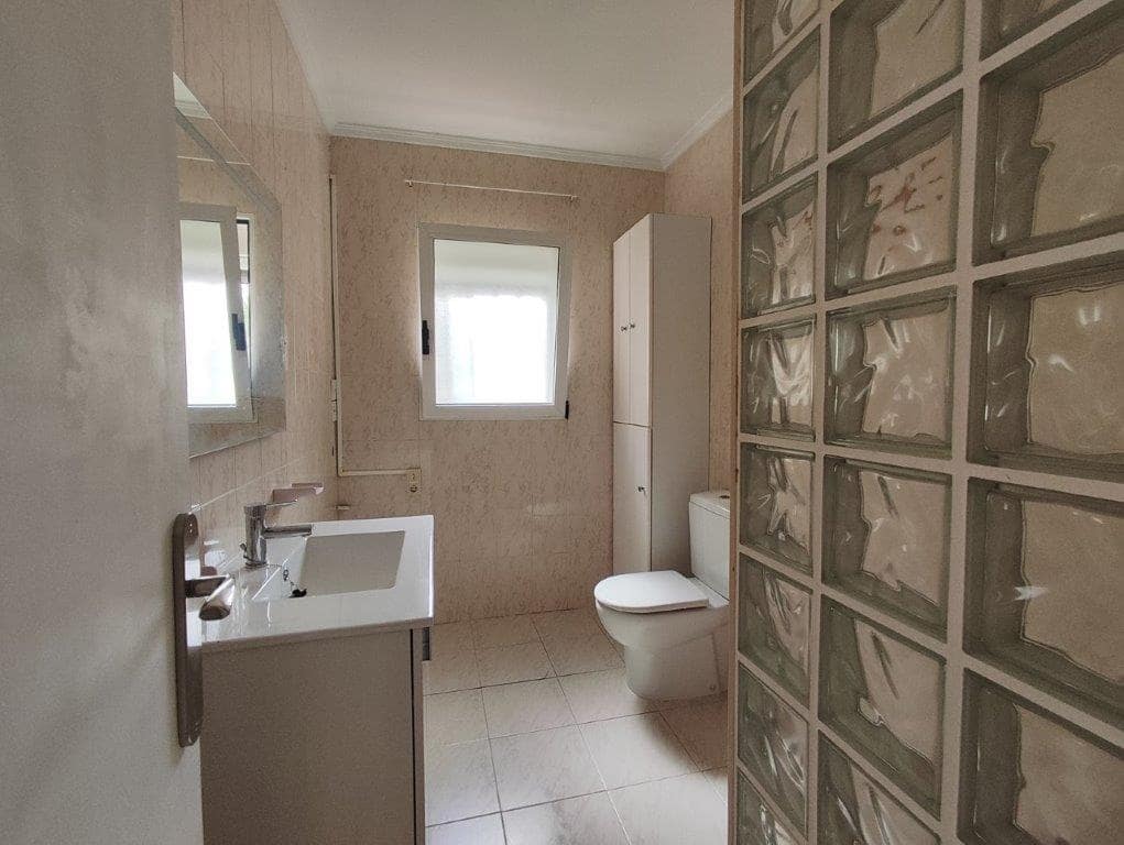 2 sovrum Radhus till salu i Denia med garage - 270 000 € (Ref: 9921420)