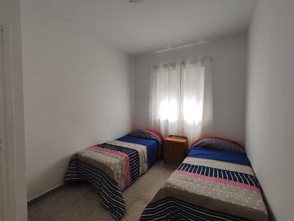 2 sovrum Radhus till salu i Denia med garage - 270 000 € (Ref: 9921420)