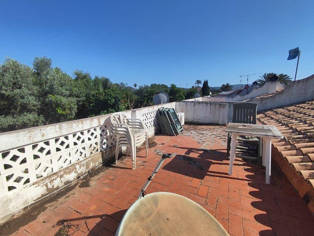2 sovrum Radhus till salu i Denia med garage - 270 000 € (Ref: 9921420)