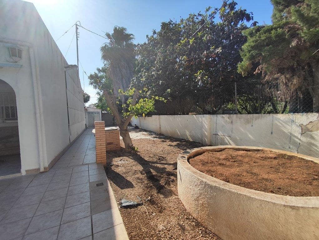 2 sovrum Radhus till salu i Denia med garage - 270 000 € (Ref: 9921420)
