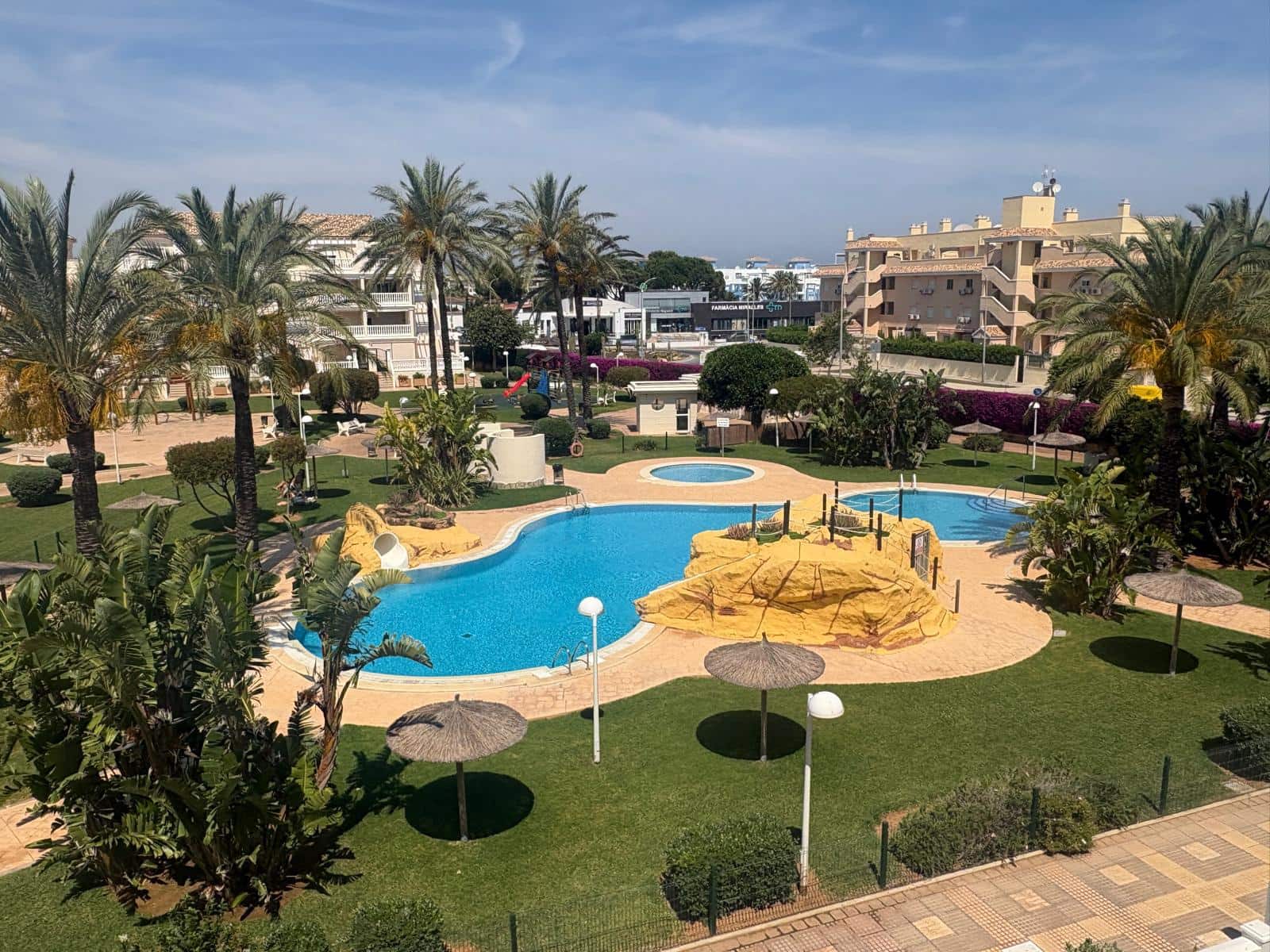 3 chambre Appartement à vendre à Denia avec piscine garage - 335 000 € (Ref: 9941288)