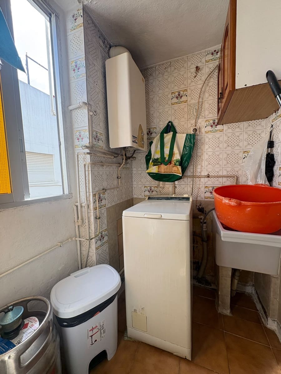 4 sovrum Lägenhet till salu i Denia - 210 000 € (Ref: 9979280)