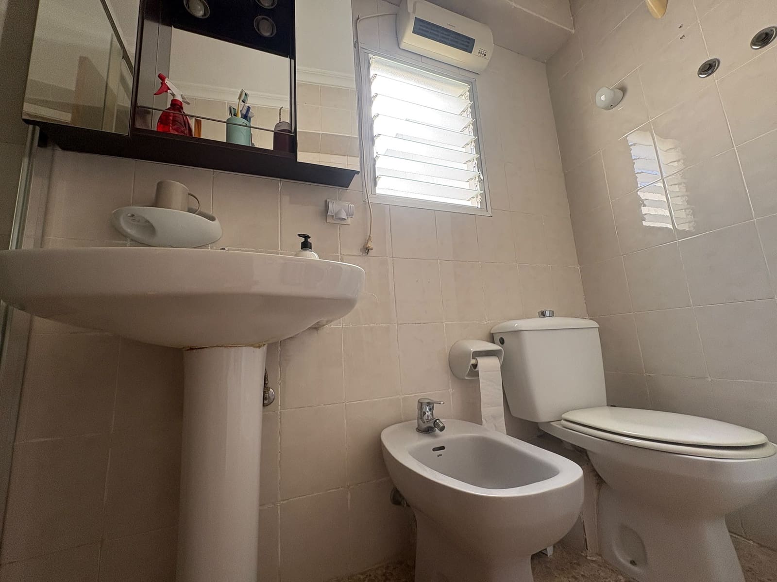 4 sovrum Lägenhet till salu i Denia - 210 000 € (Ref: 9979280)