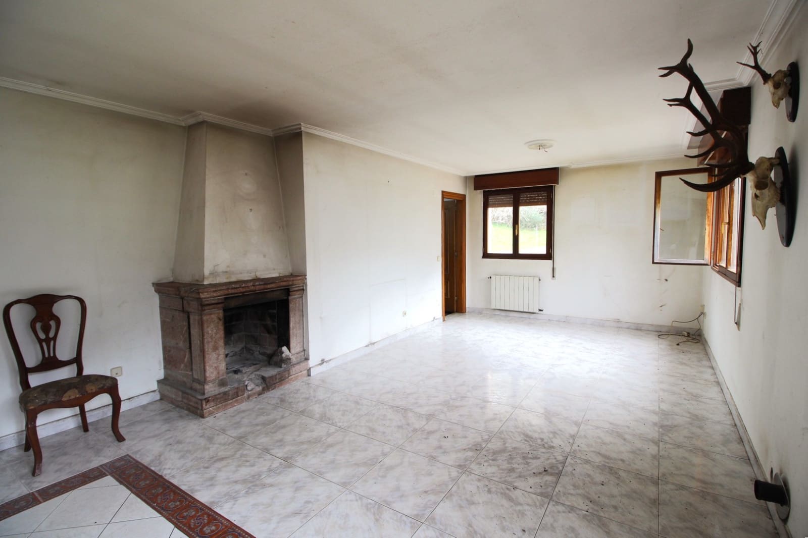 5 soveværelse Finca/Landehus til salg i Amieva med garage - € 290.000 (Ref: 8873243)