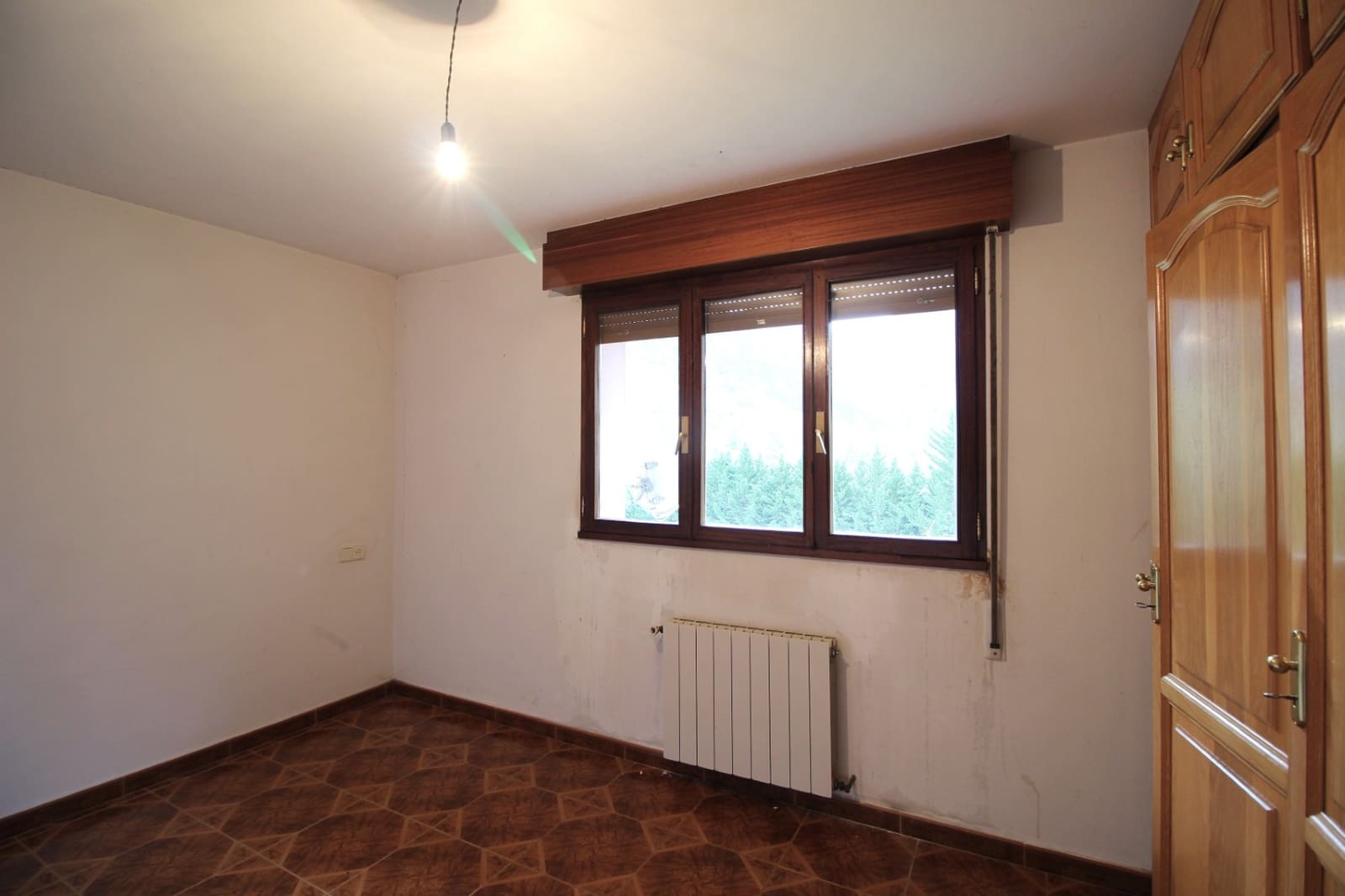 5 soveværelse Finca/Landehus til salg i Amieva med garage - € 290.000 (Ref: 8873243)