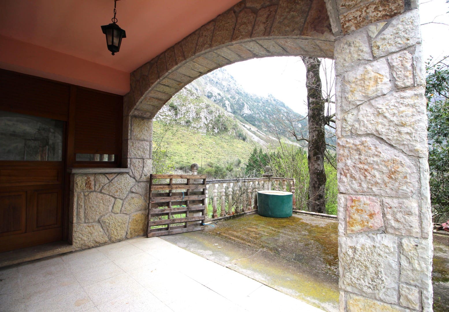 5 soveværelse Finca/Landehus til salg i Amieva med garage - € 290.000 (Ref: 8873243)