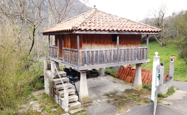 5 sypialnia Finka/Dom wiejski na sprzedaż w Amieva z garażem - 290 000 € (Ref: 8873243)