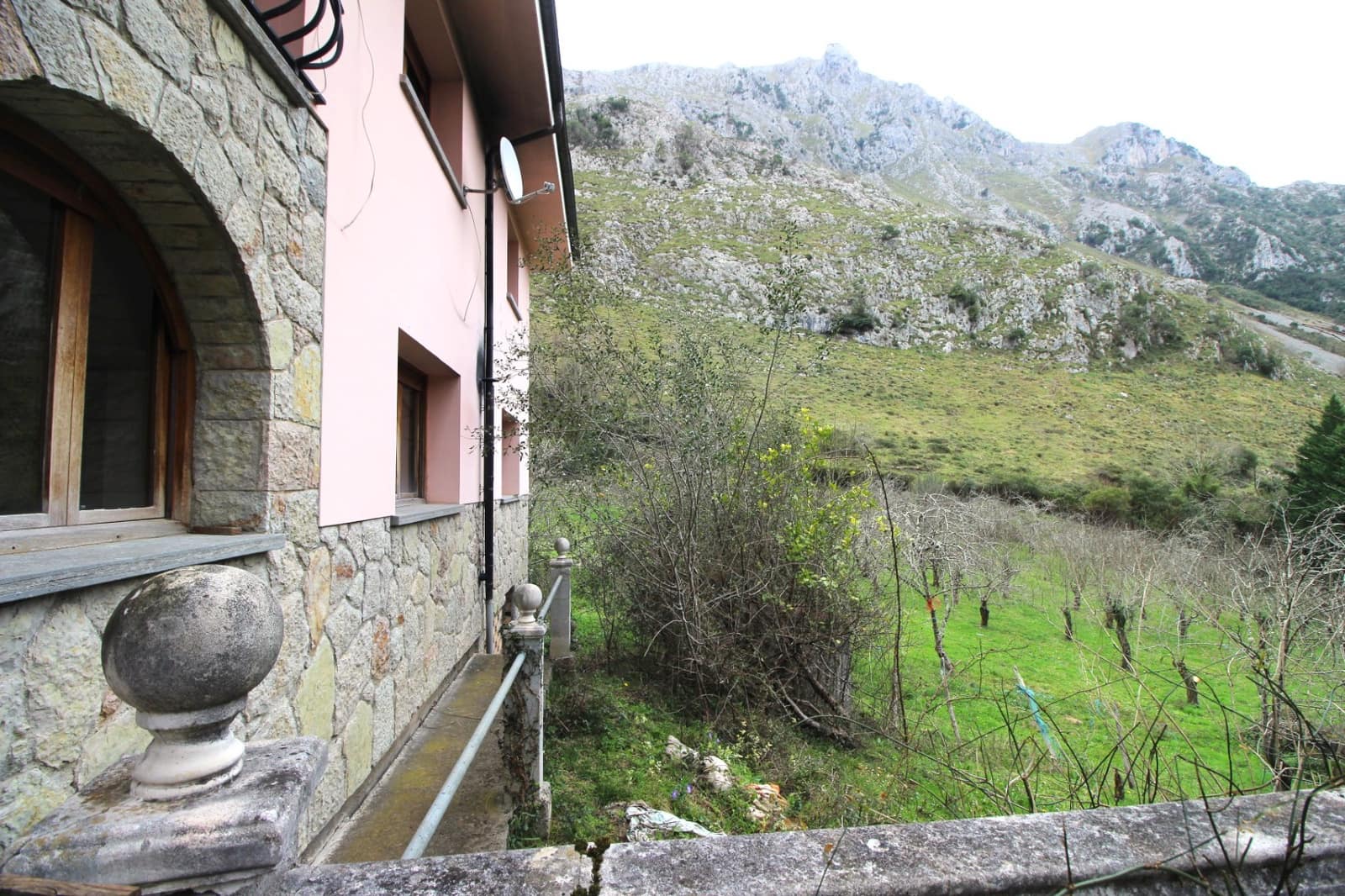 5 soveværelse Finca/Landehus til salg i Amieva med garage - € 290.000 (Ref: 8873243)