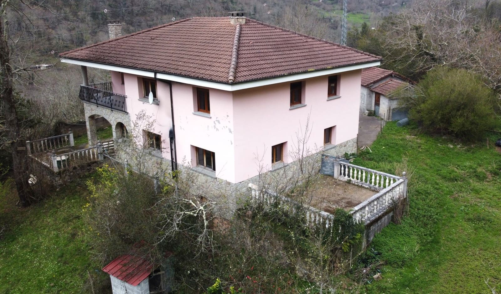 5 soveværelse Finca/Landehus til salg i Amieva med garage - € 290.000 (Ref: 8873243)