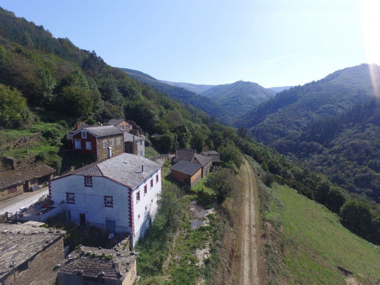 8 soveværelse Finca/Landehus til salg i Taramundi - € 240.000 (Ref: 8895901)