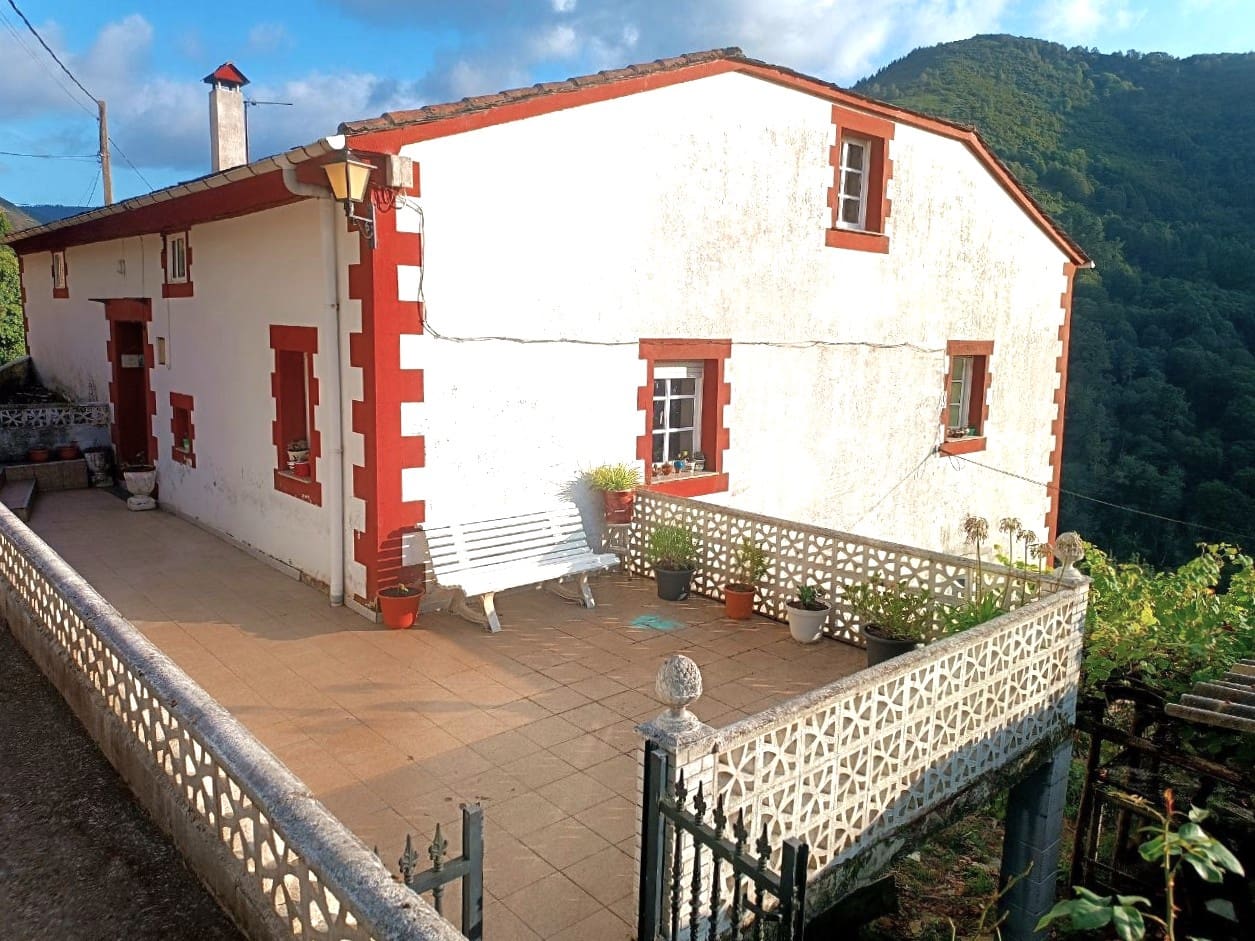 8 soveværelse Finca/Landehus til salg i Taramundi - € 240.000 (Ref: 8895901)