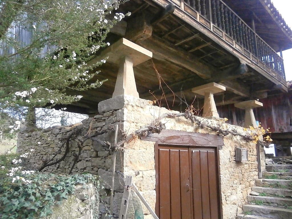 4 soverom Finca/Herregård til salgs i Salas med garasje - € 235 000 (Ref: 8945582)