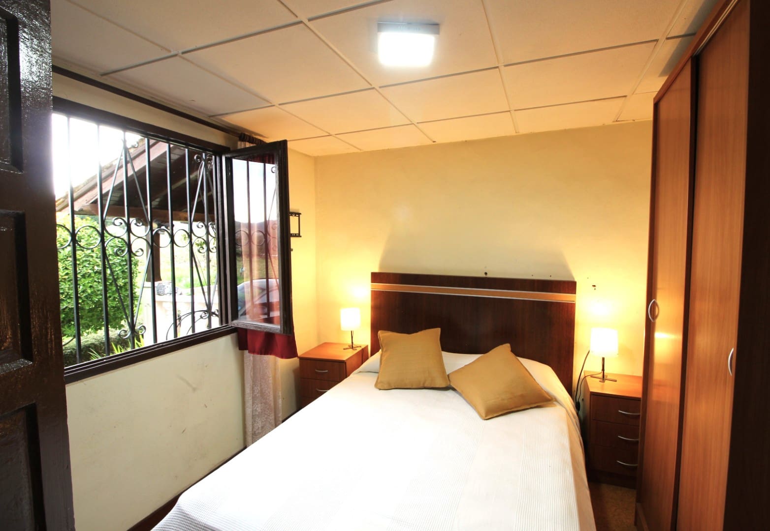 4 soverom Finca/Herregård til salgs i Salas med garasje - € 235 000 (Ref: 8945582)