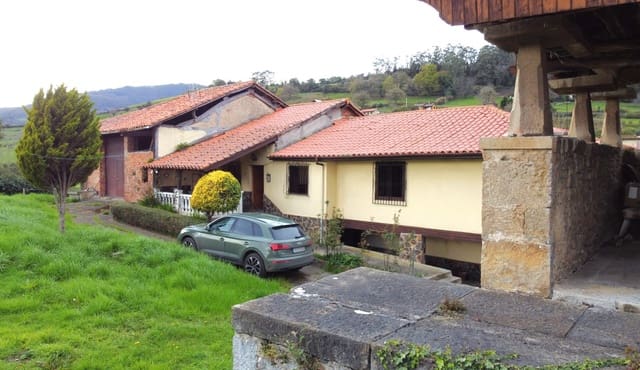 4 soverom Finca/Herregård til salgs i Salas med garasje - € 235 000 (Ref: 8945582)