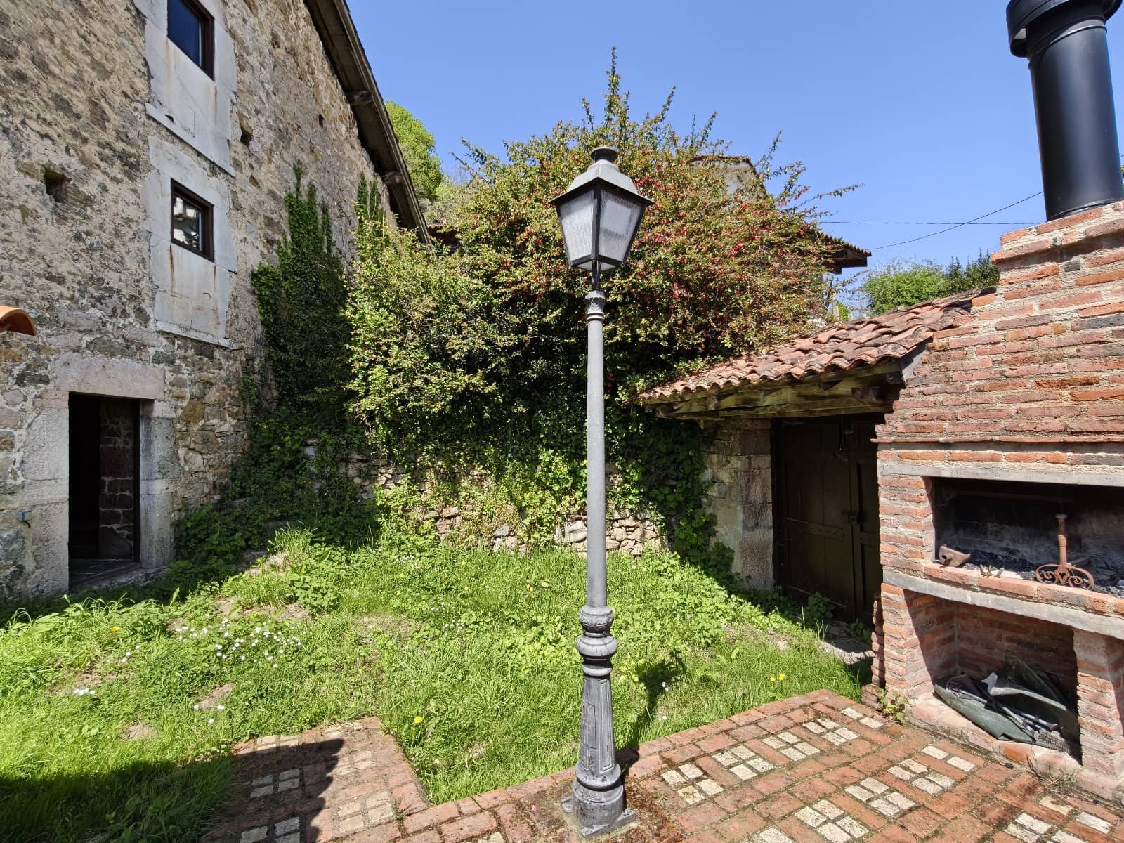 4 soveværelse Finca/Landehus til salg i Proaza - € 420.000 (Ref: 8969013)